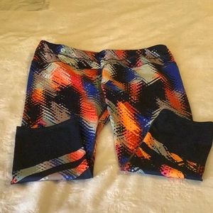 Athleta cropped leggings in size medium.